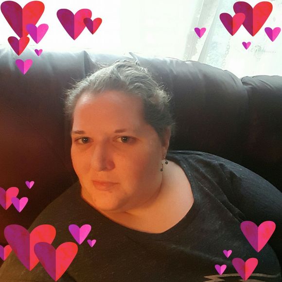 Meet your Posher, Cathy - Picture 1 of 1